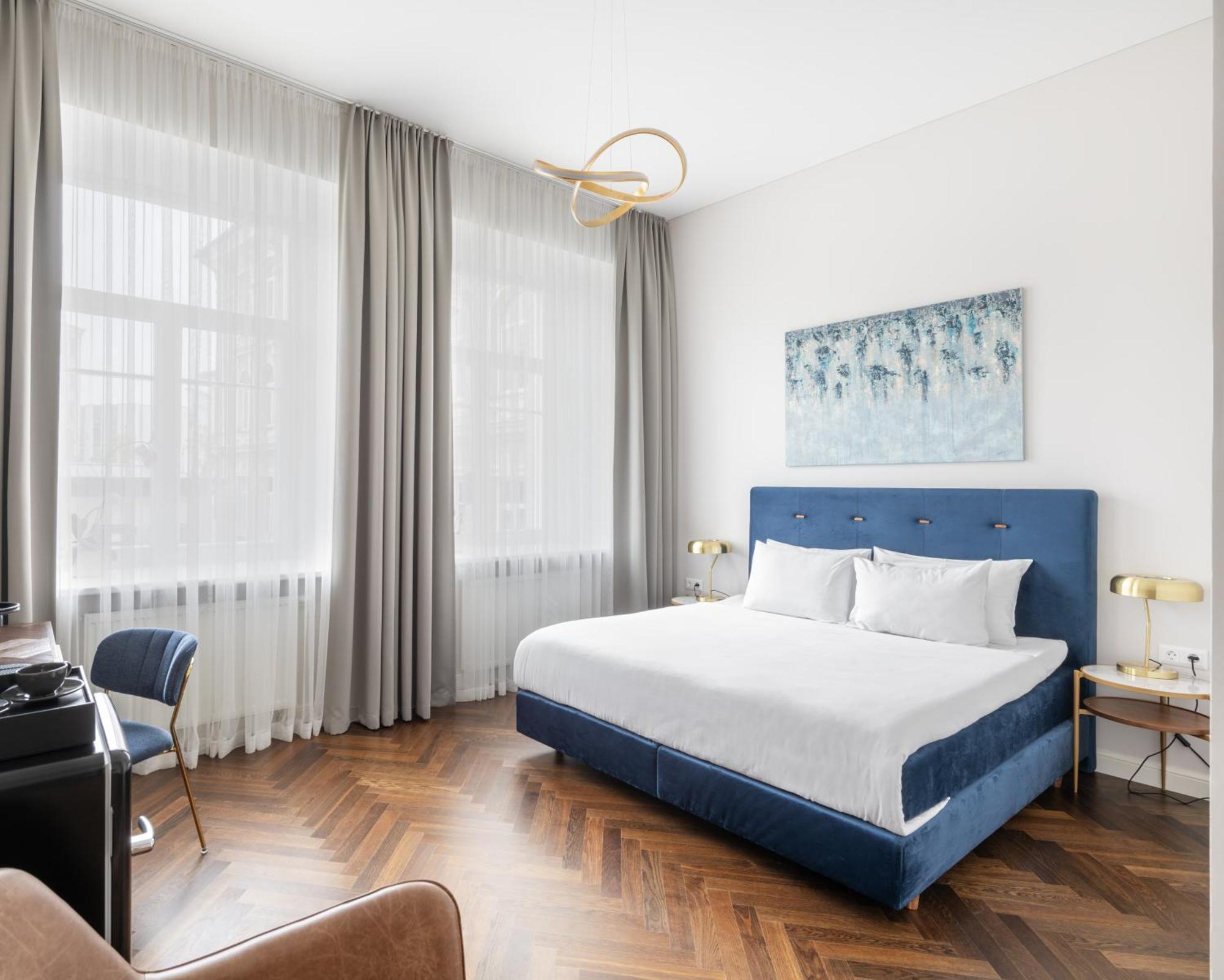 Grand Crown Aparthotel Vilnius Exterior photo